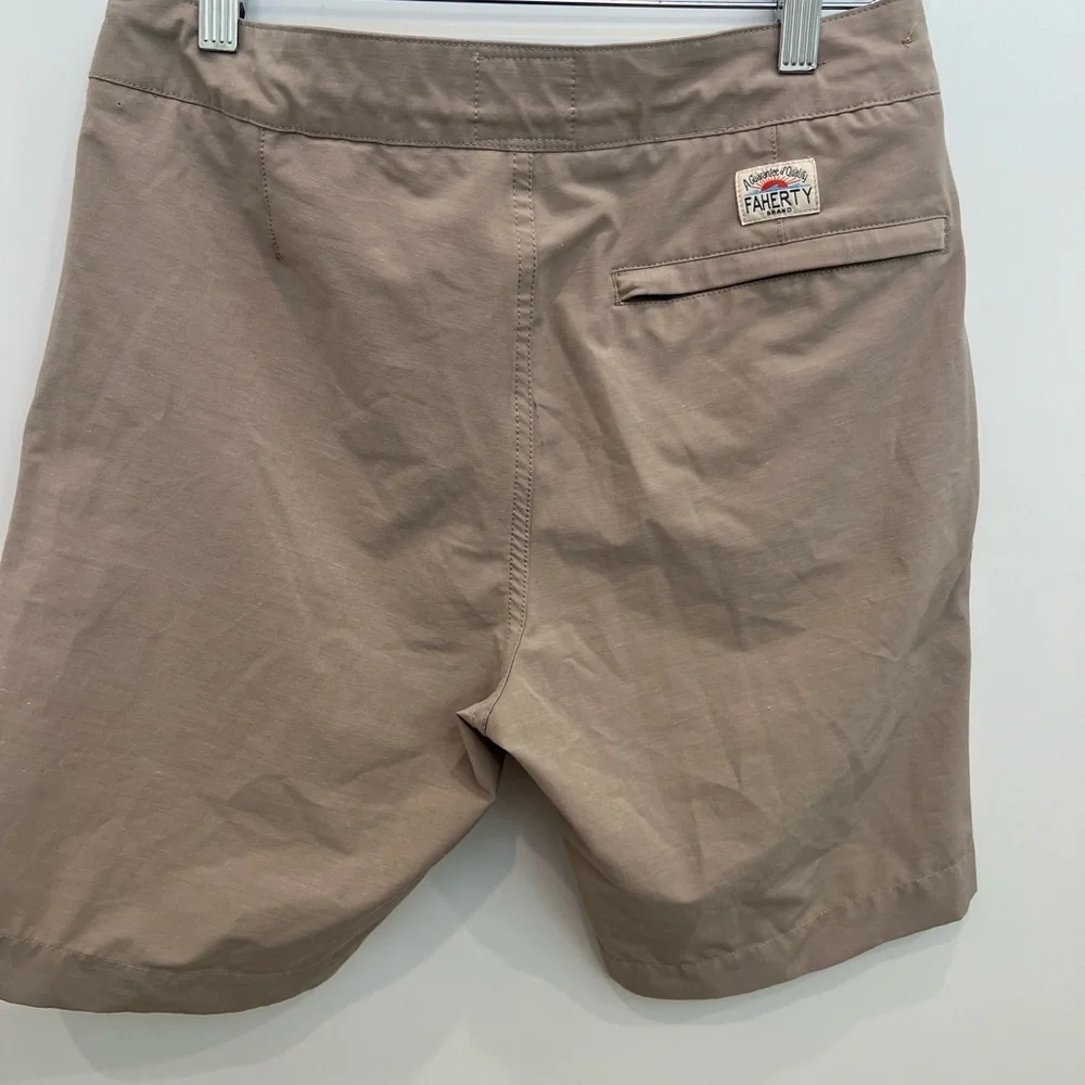 Faherty all day shorts size 28